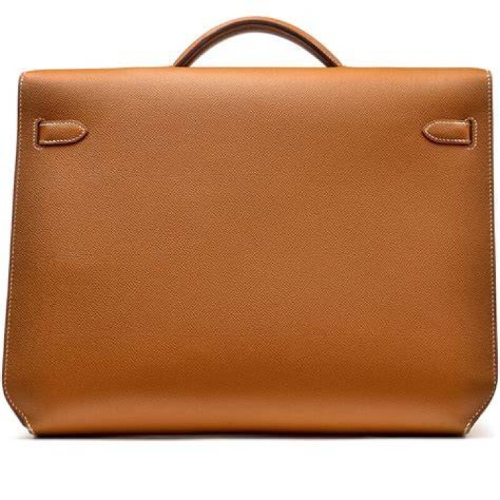 Briefcase for May 7, 2016 Business, Finance & Technology daily