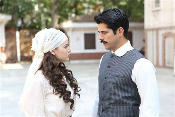 Fahriye Evcen Calikusu calikusu Film, Instagram, &Ccedil;ift