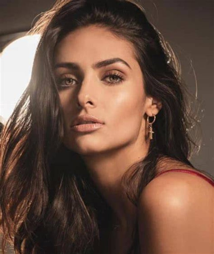 Renata Notni Film, biografia e liste su MUBI