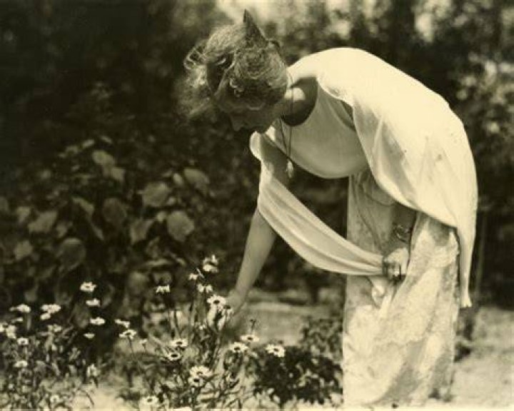 Unveiling The Life Of Adelaide Frost Durant: A Journey Through Art And Resilience