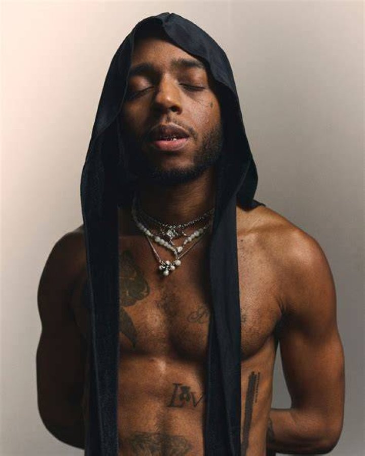 Who is 6lack? Here are 5 Facts You Must Know About The Rapper